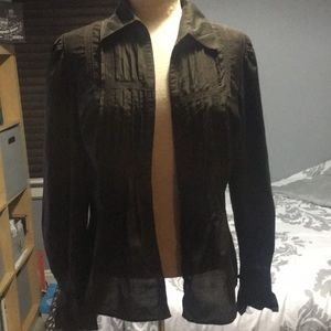 Ruffled sleeve shirt